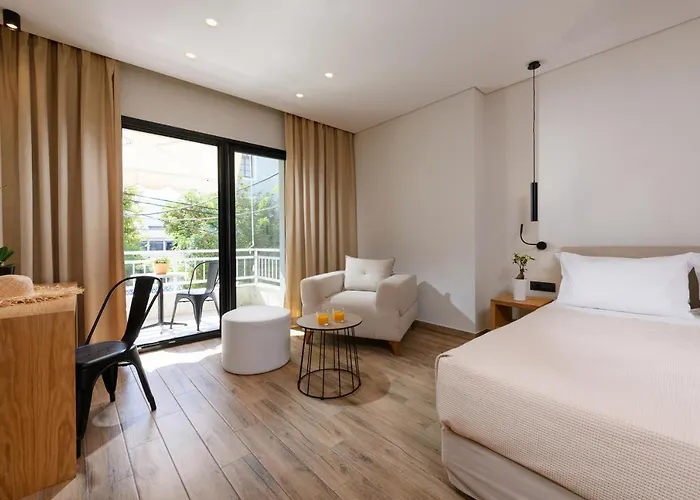 Mary Hotel *